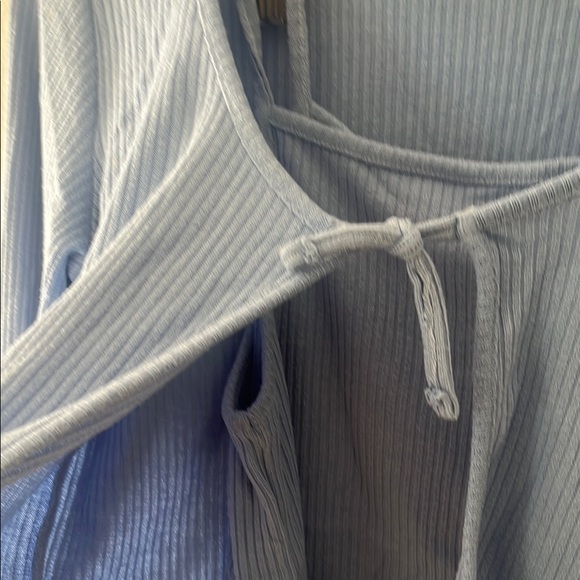 H&M Blue Long Sleeve Crop Blouse with Tie Front - Picture 4 of 6